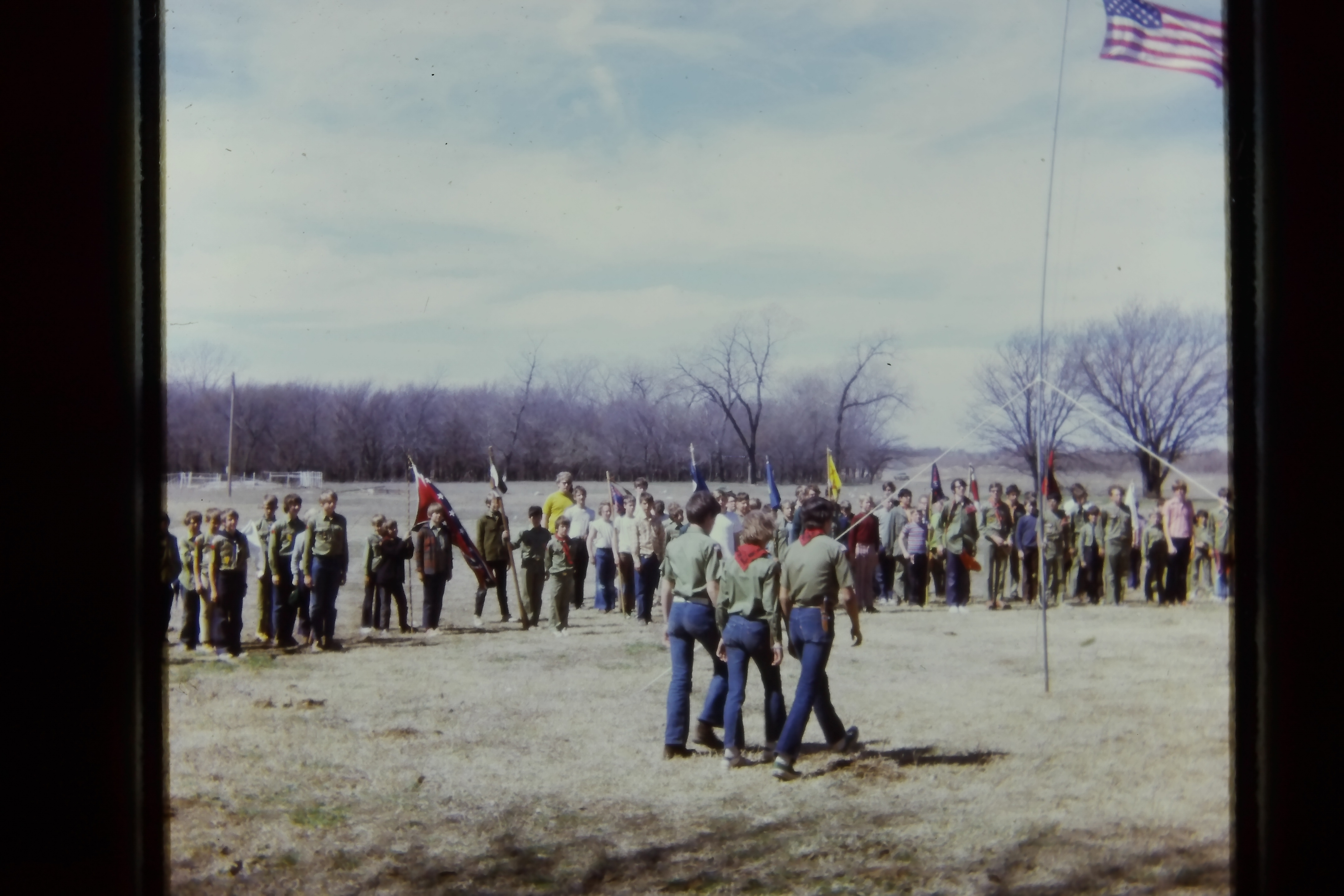 19730600_0415_troop552