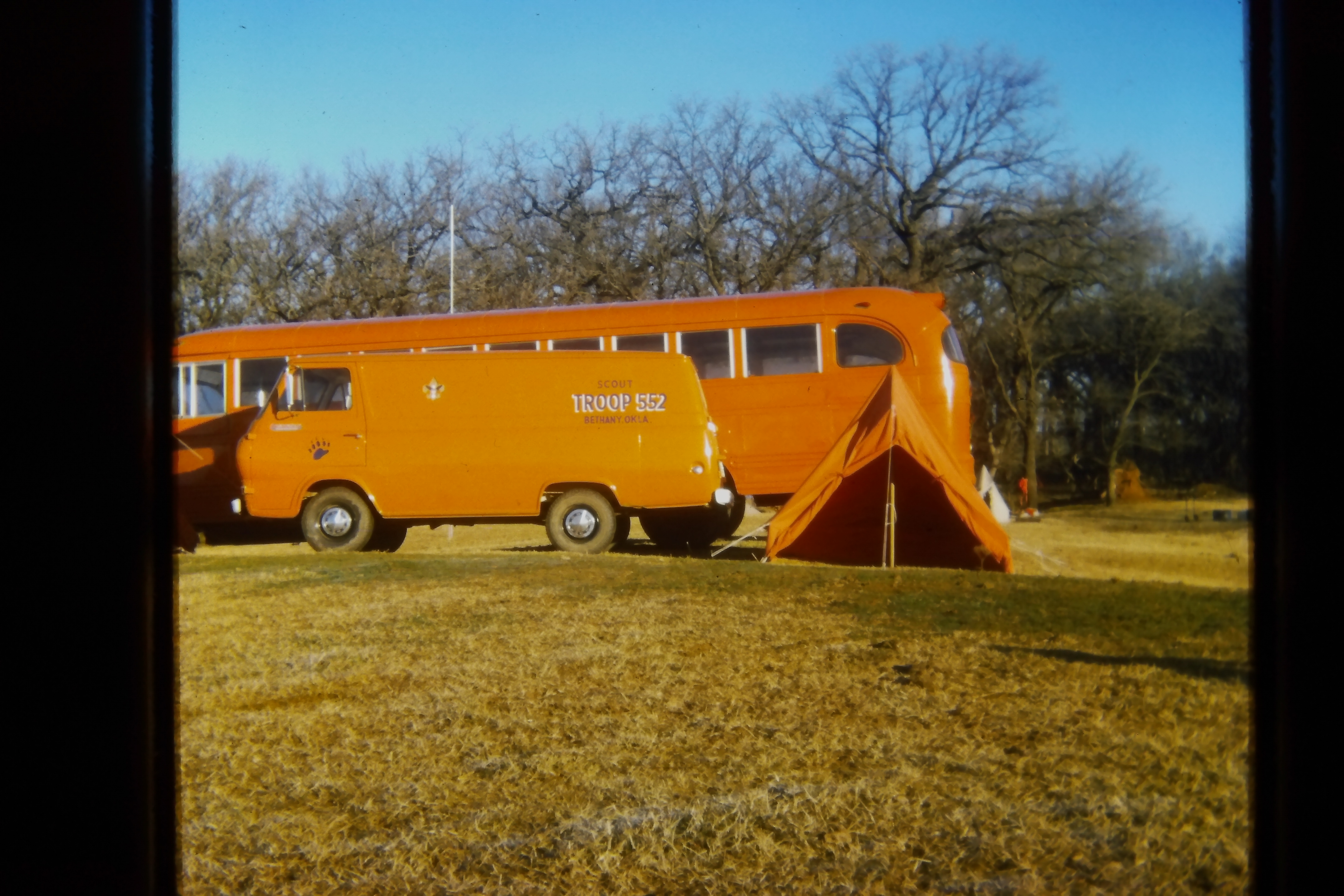 19750500_0743_troop552