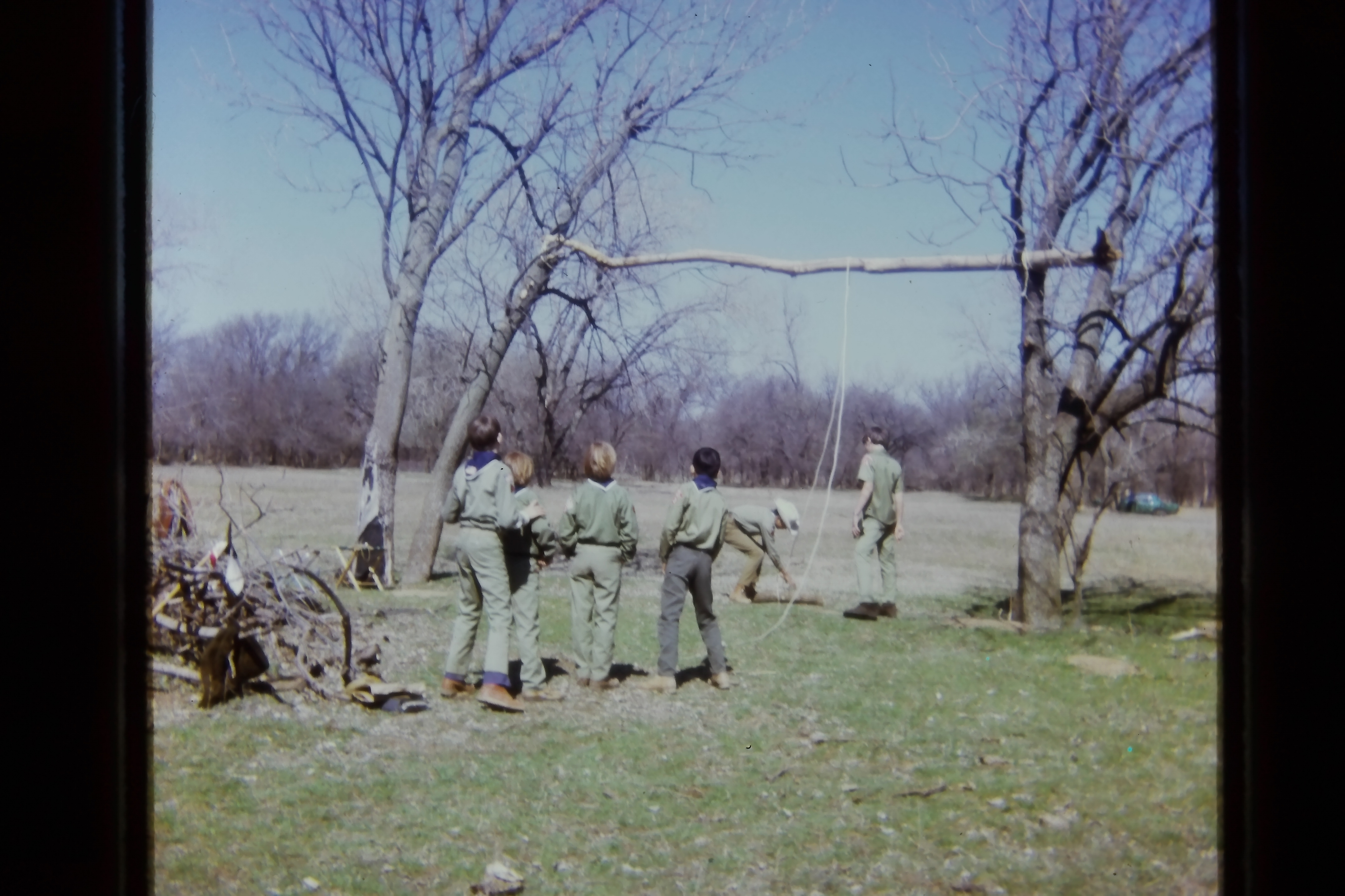 19730600_0419_troop552