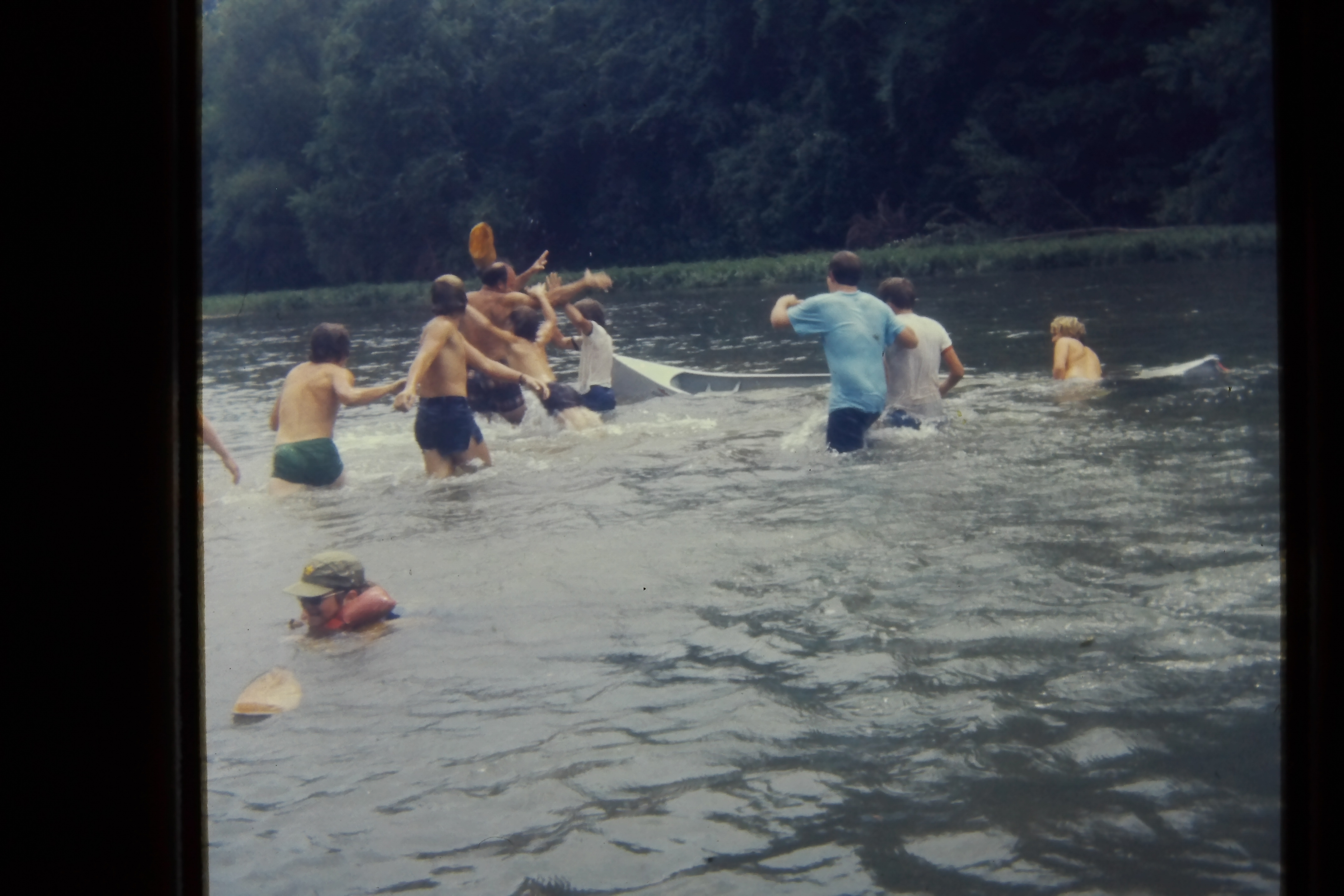 19720700_0276_troop552_floattrip